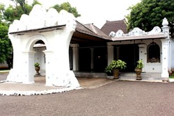 Jalan-jalan ke Cirebon Yuk!