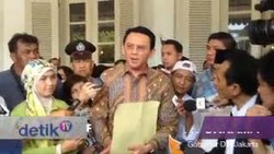 Ahok Minta Maaf Beri Tontonan Politik yang Memalukan