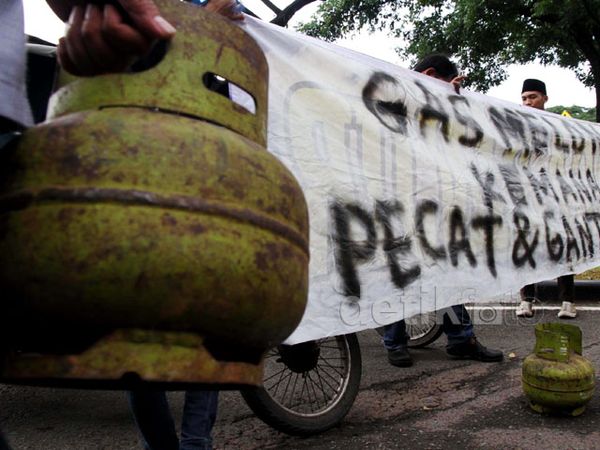 Elpiji 3 Kilo Langka, Massa Gruduk Kantor JK
