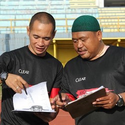 Yang Pantang Menyerah yang Berangkat ke Manchester