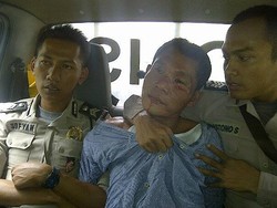 Ini Tampang Begal Mobil yang Motornya Dibakar Massa di Tangerang