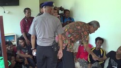 Jenguk Nelayan yang Diamankan Polisi, Ganjar: Melu Demo Dibayar Piro?