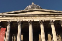 Acara Traveling di TV Paling Woles Sedunia