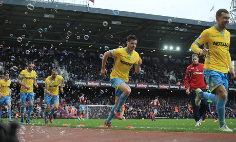 Warisan Bola Mati Crystal Palace