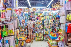 Inilah Pasar dengan Toko Terbanyak di Dunia