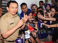 Ahok Temui Mendagri Bahas Dana Siluman
