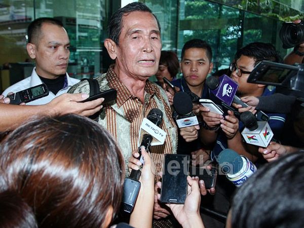Tumpak cs Datangi Gedung KPK