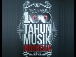 Buku 100 Tahun Musik Indonesia Denny Sakrie Resmi Dirilis