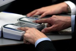 Intel vs Qualcomm Berpacu Bikin Pengganti Password