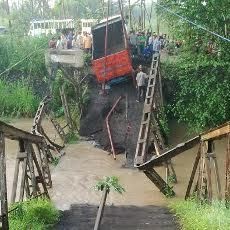 Pasca Ambruk, Dinas PU Probolinggo akan Bangun Jembatan Darurat