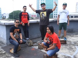 Berbagai Perubahan 7Kurcaci di Album Stick Together