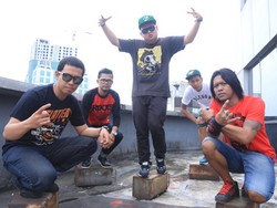 7Kurcaci Terapkan Demokrasi dalam Bermusik