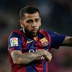 Dani Alves Diklaim Sedang Negosiasi Kontrak dengan Klub Lain