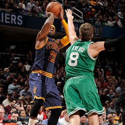 James Pimpin Cavs Tundukkan Celtics