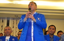 Zulkifli Hasan: Tak Ada Pergeseran Pengurus Fraksi PAN di DPR