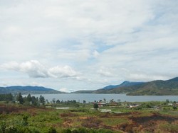 Danau di Atas & Danau di Bawah, Si Kembar Cantik Dari Solok