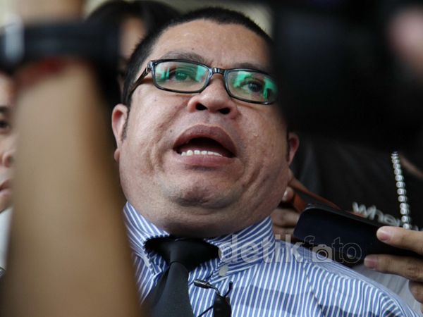Sutan Bathoegana Minta Penangguhan Penahanan