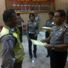 Tindakan Heroik Membuat Empat Polantas Ini Diganjar Penghargaan