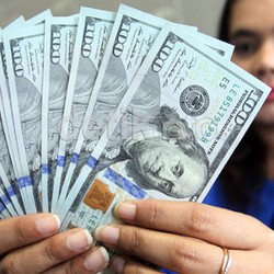 Dolar Tembus Rp 13.000, Terkuat Sejak Krismon
