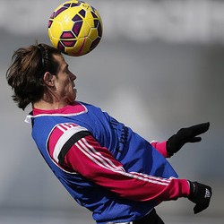 Bale: Dikolongin Itu Menyakitkan