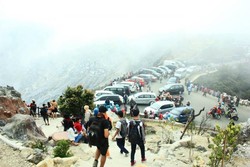 Mumpung Weekend, Hiking ke Tangkuban Perahu Saja