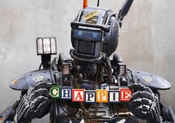 Chappie: Robot yang Berusaha Memahami Dunia