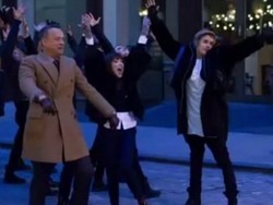 Gaet Tom Hanks di Video Klip Baru, Ini Penjelasan Carly Rae Jepsen