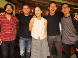 Diadaptasi ke Layar Lebar, Negeri Van Oranje Bertabur Bintang