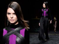 Kendall Jenner Wow di Paris Fashion Week