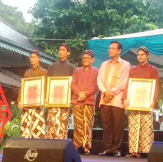 Di Depan Ribuan Warga Yogya, Sri Sultan HB X Launching Jogja Istimewa