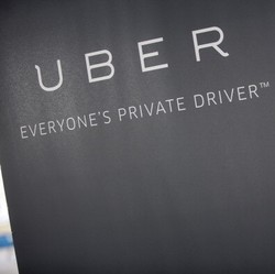 Dilarang di Korsel, Taksi Uber Berhenti Narik