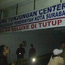 Akses Jalan Menuju ke Club Deluxe Ditutup Pemkot Surabaya