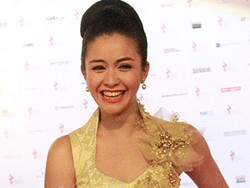 Pernikahan Revalina Berkonsep Lautan