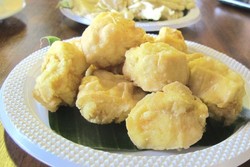 Lembut Hangat Tahu Susu dari Kota Kembang
