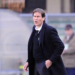 Tak Cuma Membosankan, Roma Juga Mengecewakan