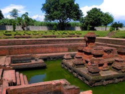 Candi Tikus yang Cantik dan Penuh Misteri