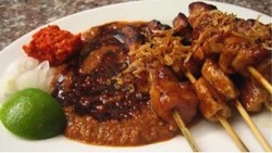 Suka Wisata Kuliner Indonesia? Ini Tipsnya Supaya Makan Jadi Lebih Enak