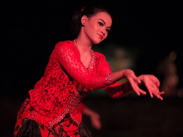 Menikmati Purnama di Candi Penataran