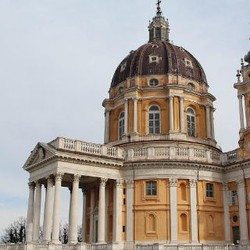 Mengenang Tragedi Torino di Superga