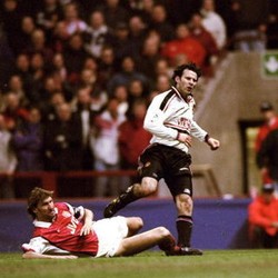 Gol Indah Giggs dan Kekalahan di 1999 Masih Hantui Wenger