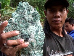 Temuan Batu Alam 1 Km di Kalsel Bikin Heboh, 20 Polisi Berjaga-jaga