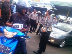 Direka Ulang, Begini Seramnya Kejar-kejaran Warga dan Yana Penyeret Firman