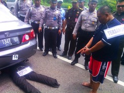 2 Kali Turun Mobil Lihat Firman Tersangkut, Apa Alasan Yana tak Menolong?