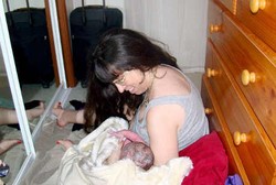 Setiap Melahirkan, Ibu 5 Anak Ini Jalani Persalinan yang Mudah dan Singkat