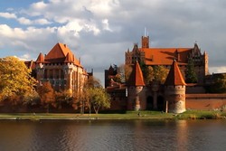 Wah, Kastil Terbesar di Dunia Ada di Polandia