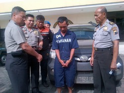 Maling Ini Tertangkap Gara-gara Mobil Curiannya Mogok