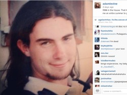 Begini Wajah Culun Adam Levine 1996, Masih Naksir?