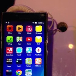 Lenovo P70 Unggulkan Baterai Jumbo