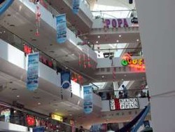 Dolar Rp 13.000, Ini Barang dan Jasa di Mal yang Kena Dampak