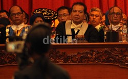 Terima UNS Award, CT Siap Tularkan Pengalaman Usaha kepada Generasi Muda